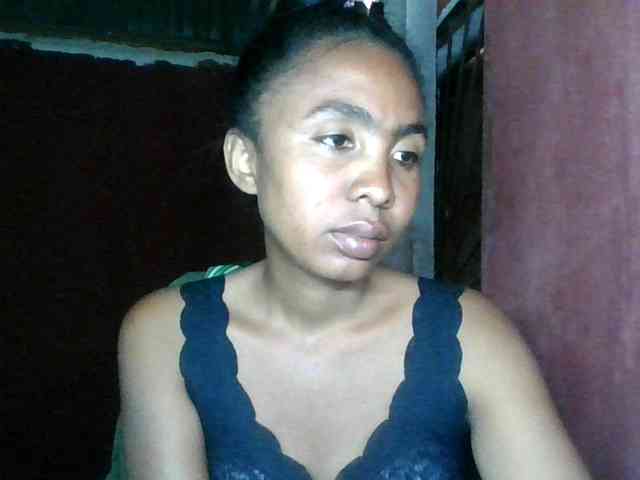 KeziahFayah webcam