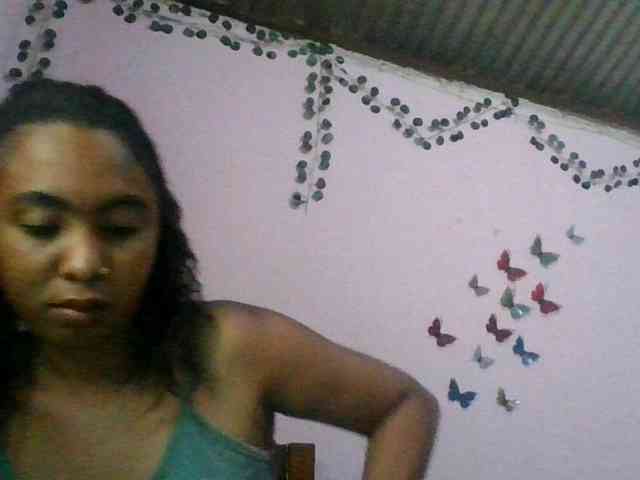 KeziahFayah webcam