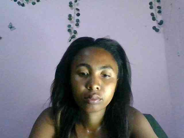 KeziahFayah webcam