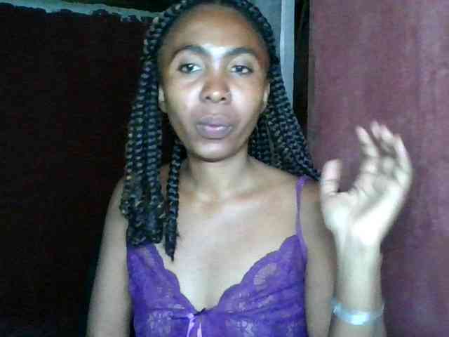 KeziahFayah webcam