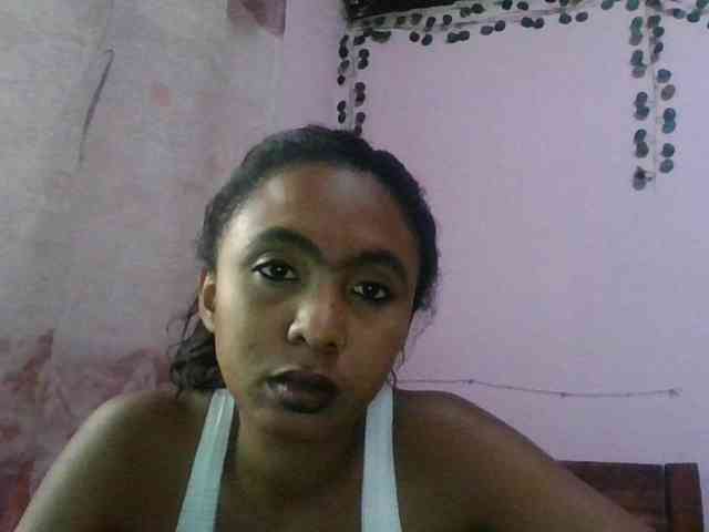 KeziahFayah webcam