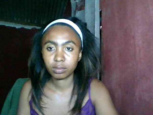 KeziahFayah webcam