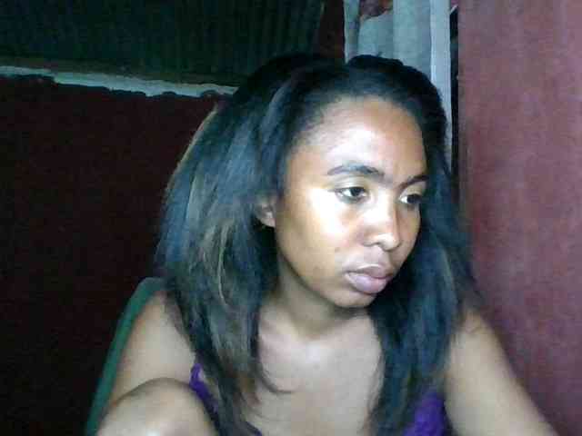 KeziahFayah webcam