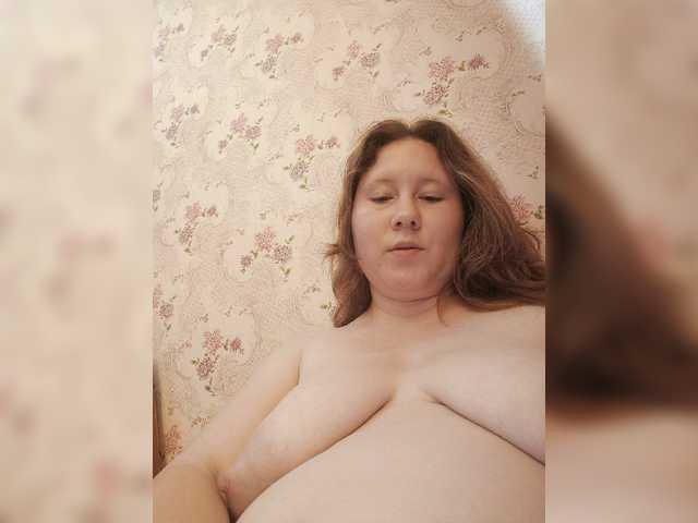 Karmila7 live webcam show