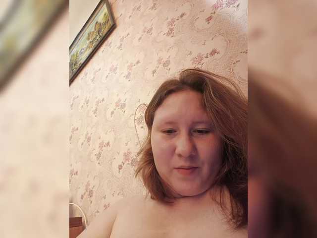 Karmila7 live webcam show