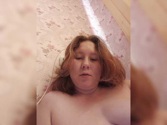 Karmila7 live webcam show