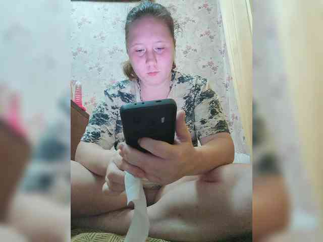 Karmila7 webcam