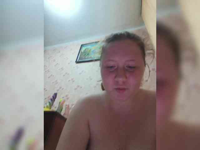 Karmila7 webcam