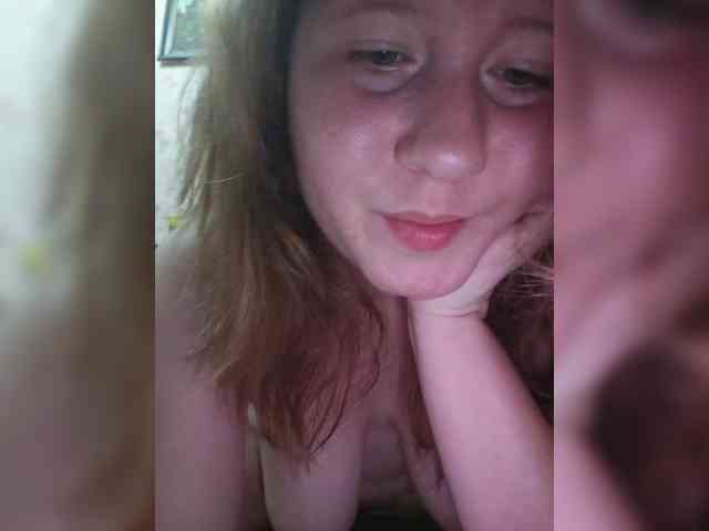 Karmila7 webcam