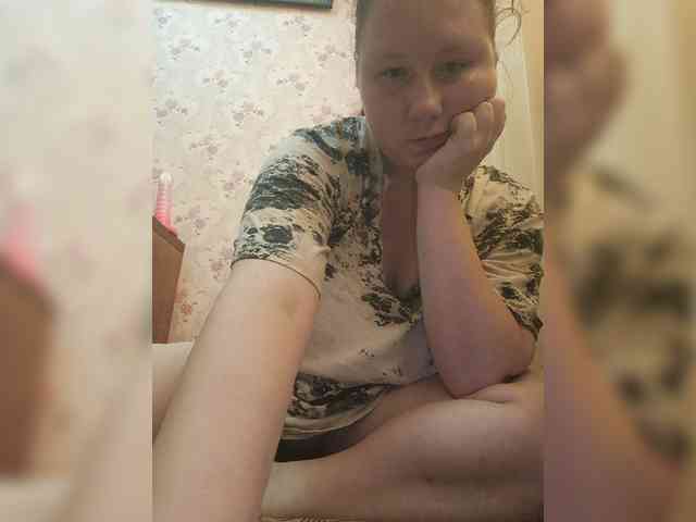 Karmila7 webcam