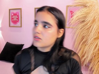 MiiaaCarter