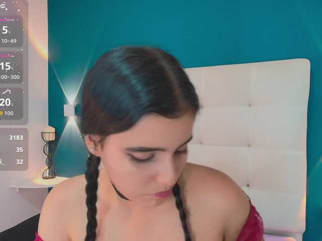 MiiaaCarter