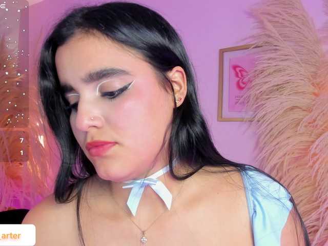 MiiaaCarter