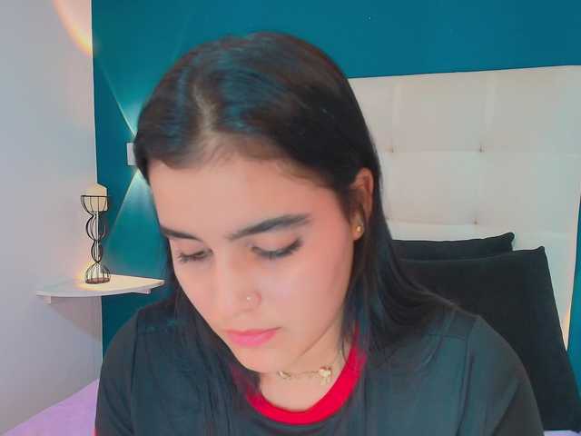 MiiaaCarter