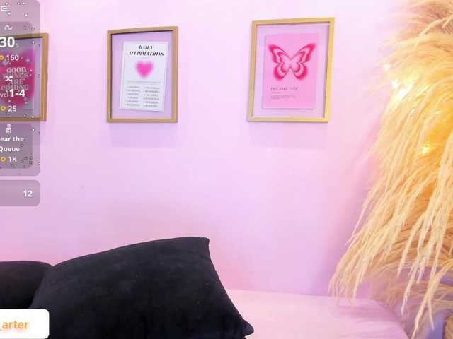 MiiaaCarter live webcam show