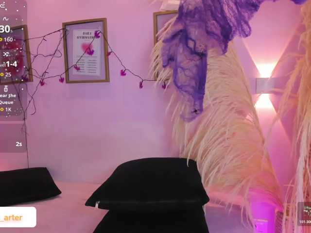 MiiaaCarter, en directo ahora en BongaCams