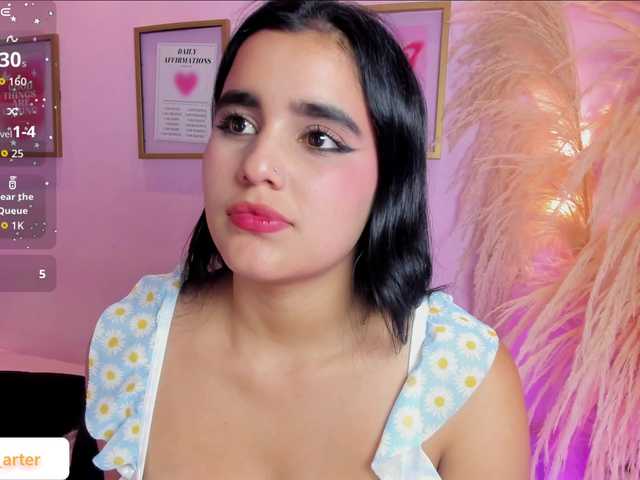 MiiaaCarter
