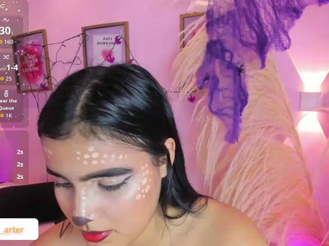 MiiaaCarter, en directo ahora en BongaCams