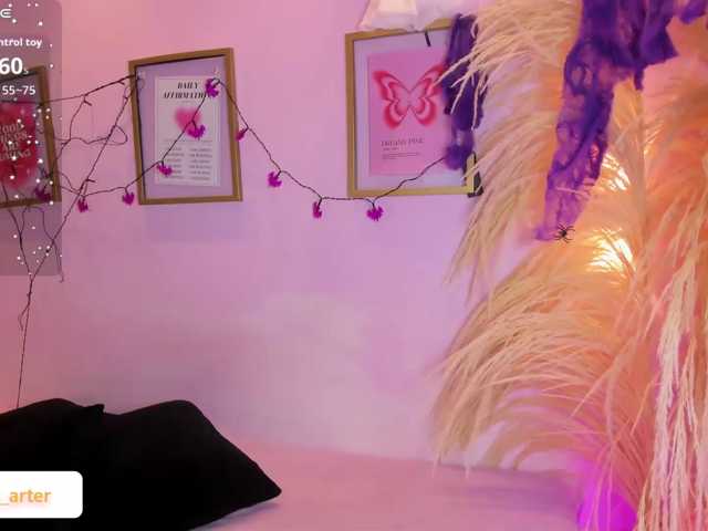 MiiaaCarter live cam on BongaCams