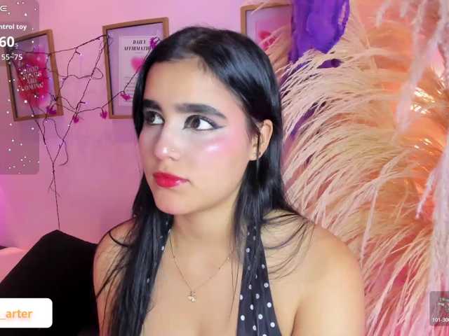 MiiaaCarter, en vivo ahora en BongaCams