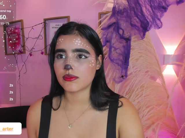 MiiaaCarter