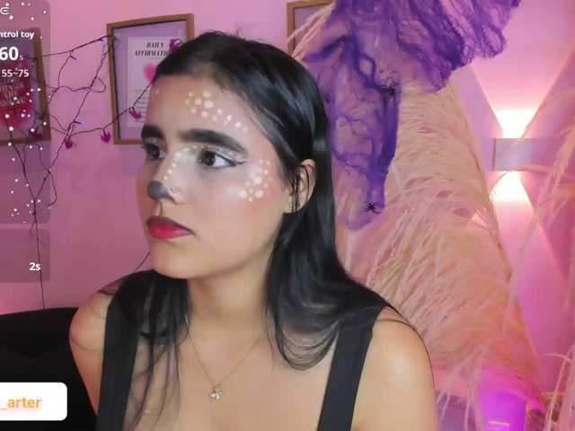 MiiaaCarter
