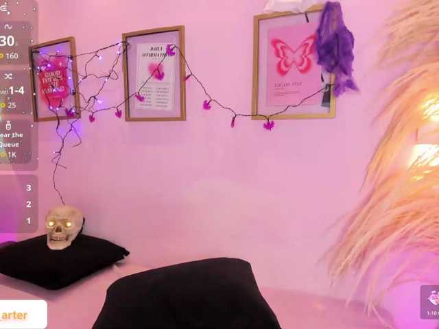 MiiaaCarter