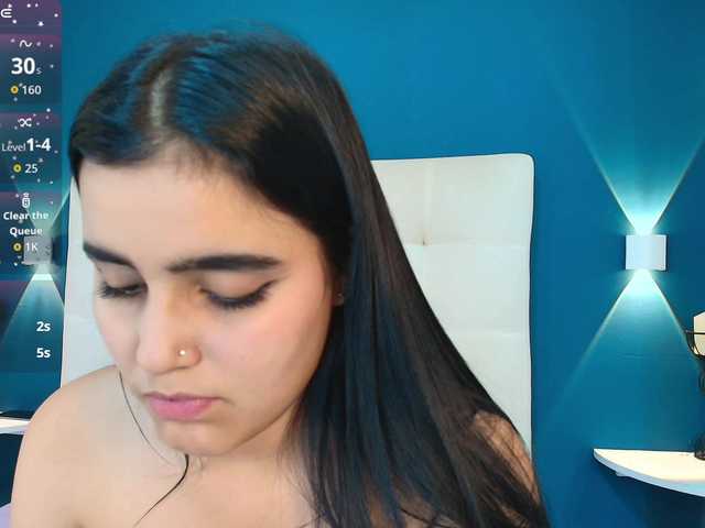 MiiaaCarter