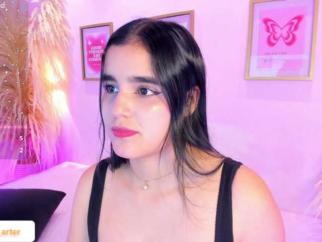 MiiaaCarter