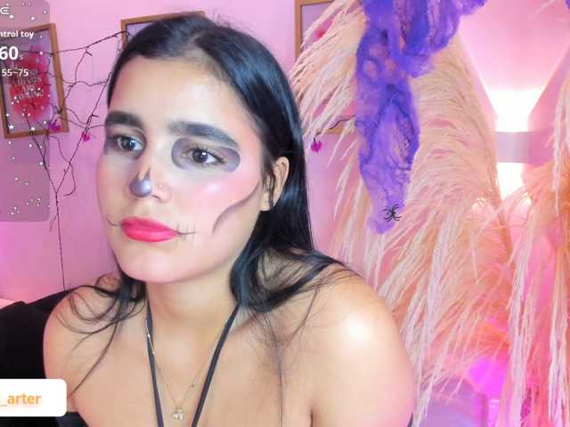 MiiaaCarter live cam on BongaCams