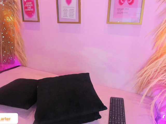 MiiaaCarter live cam on BongaCams