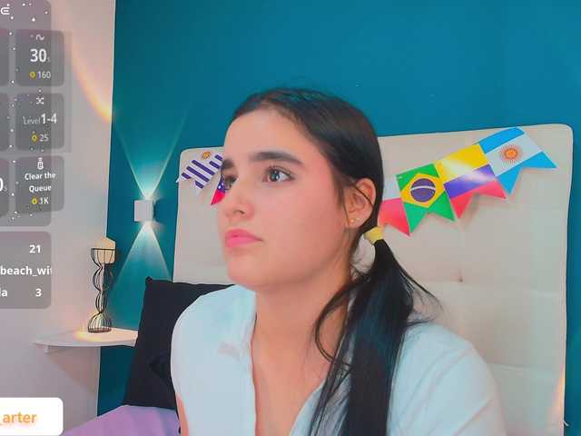 MiiaaCarter