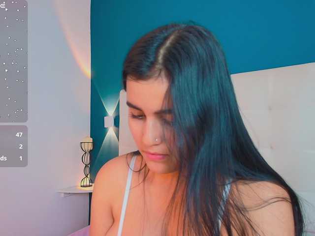 MiiaaCarter's BongaCams show and profile