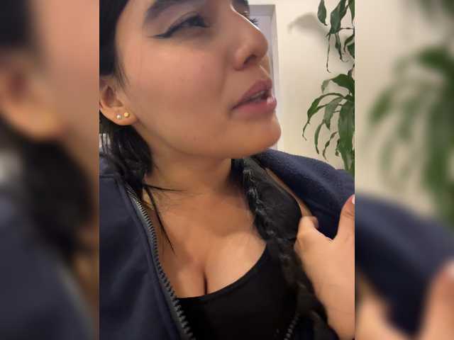 MiiaaCarter