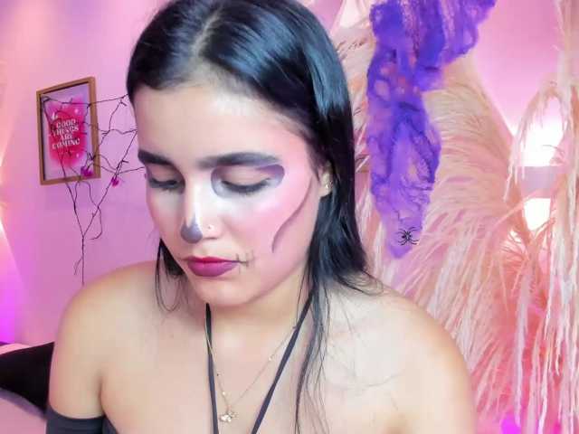 MiiaaCarter live cam on BongaCams