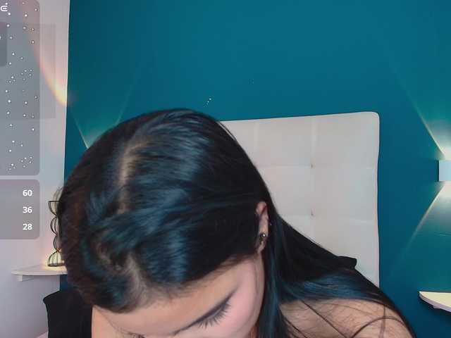 MiiaaCarter's BongaCams show and profile