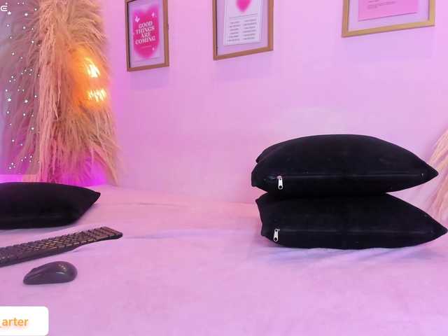 MiiaaCarter live cam on BongaCams