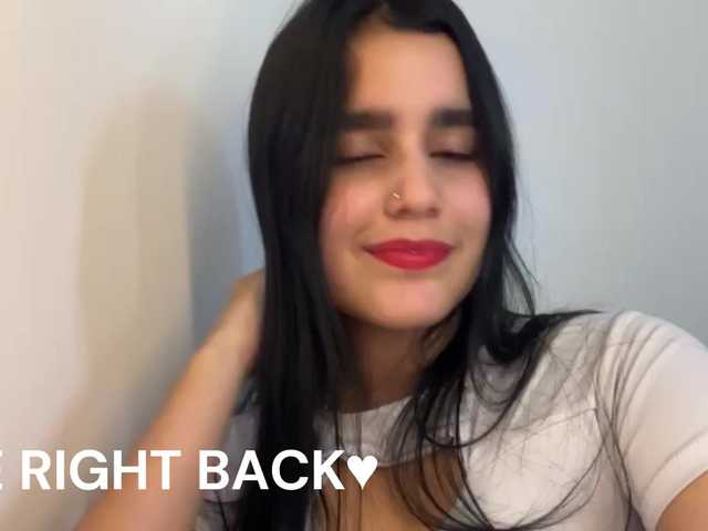 MiiaaCarter's BongaCams show and profile