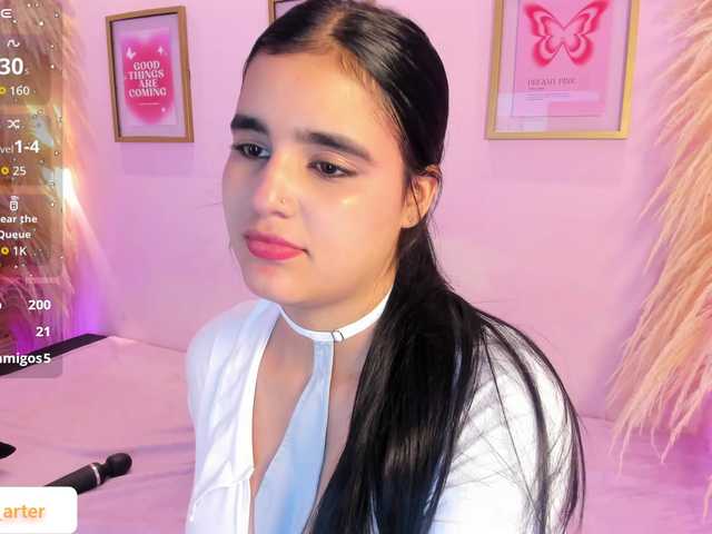 MiiaaCarter live webcam show