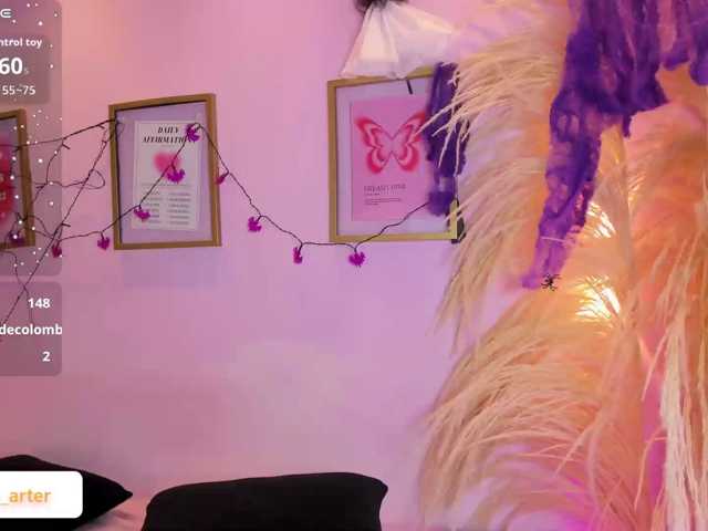 MiiaaCarter