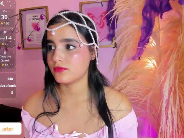 MiiaaCarter