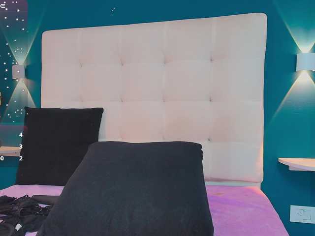 MiiaaCarter live cam on BongaCams