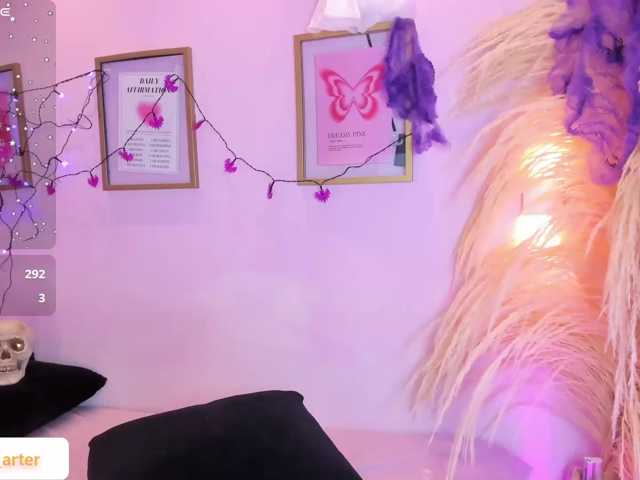 MiiaaCarter