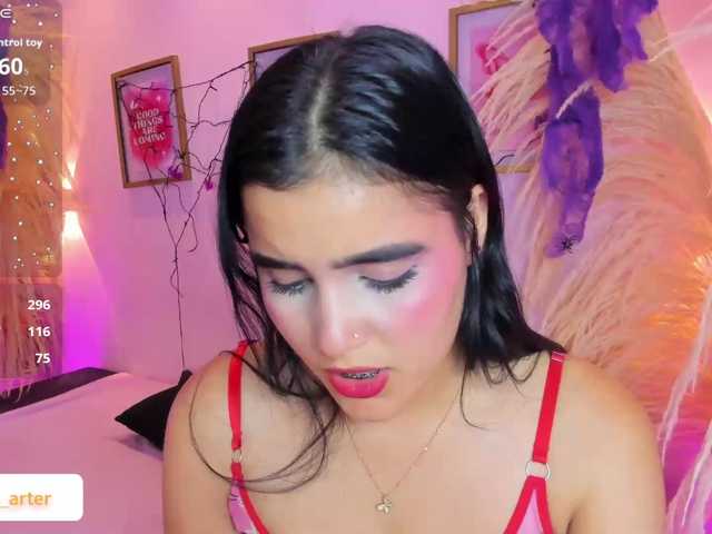 MiiaaCarter live cam on BongaCams