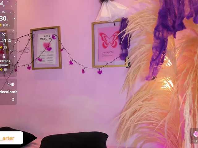 MiiaaCarter live cam on BongaCams