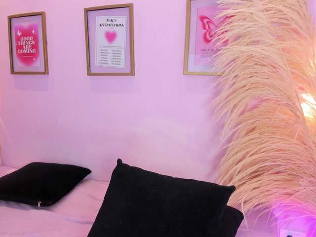 MiiaaCarter live cam on BongaCams