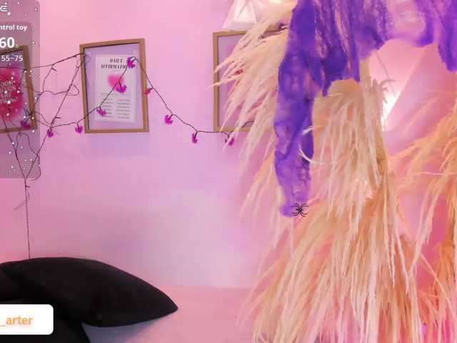 MiiaaCarter live cam on BongaCams