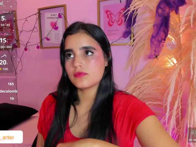 MiiaaCarter