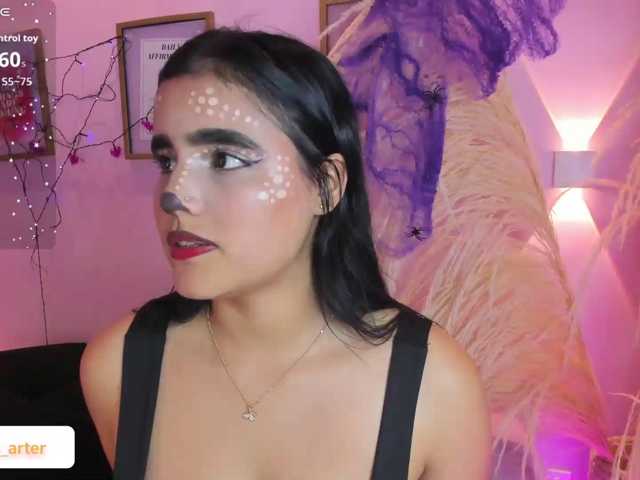 MiiaaCarter