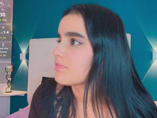 MiiaaCarter's BongaCams show and profile